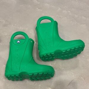 CROCS Kids Green Rain Boots size 11